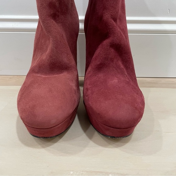 MICHAEL Michael Kors Size 9 Frenchie Platform Booties *Flaw* Burgundy Suede - Picture 7 of 15